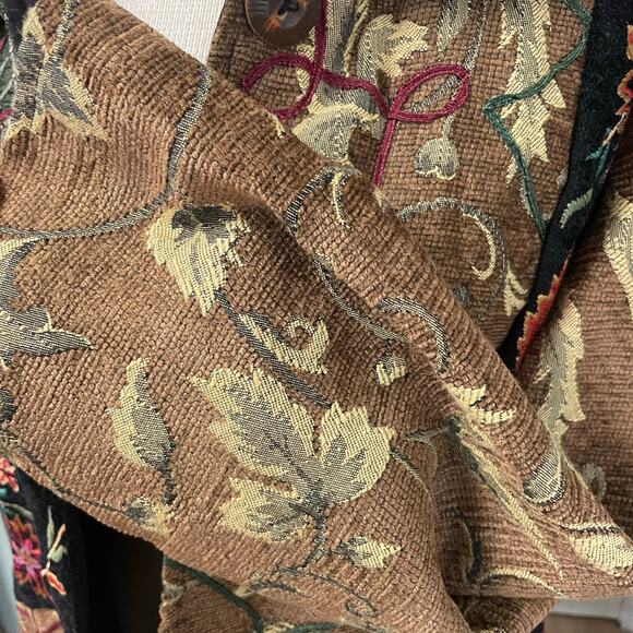 Vintage New Directions Tapestry Jacket Size Large Patchwork Dark Floral Cottage - Picture 7 of 8